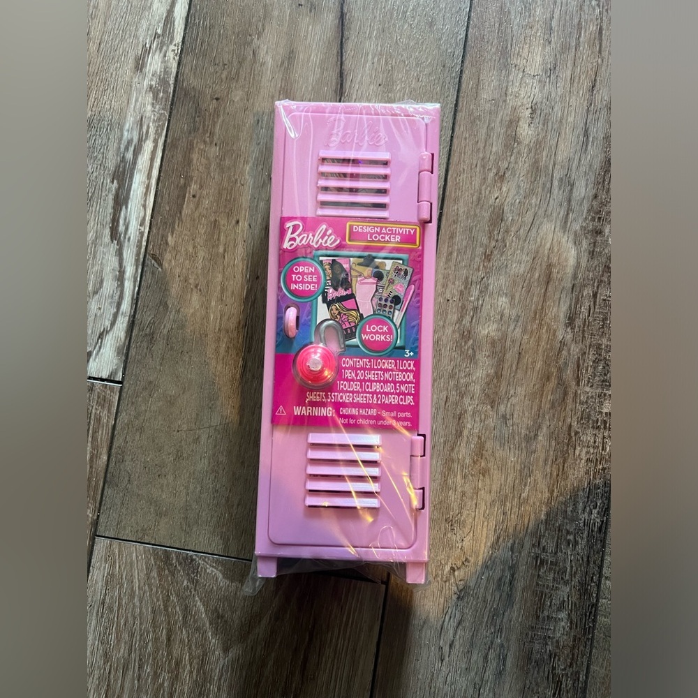 NEW Barbie Locker Art & Craft Activity Set - Picture 5 of 8